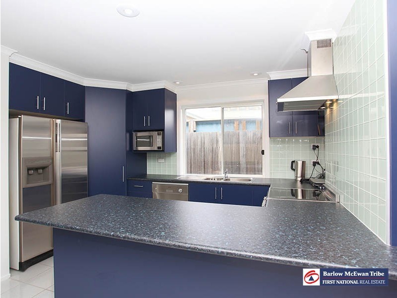 28 Tatman Drive, Altona Meadows VIC 3028