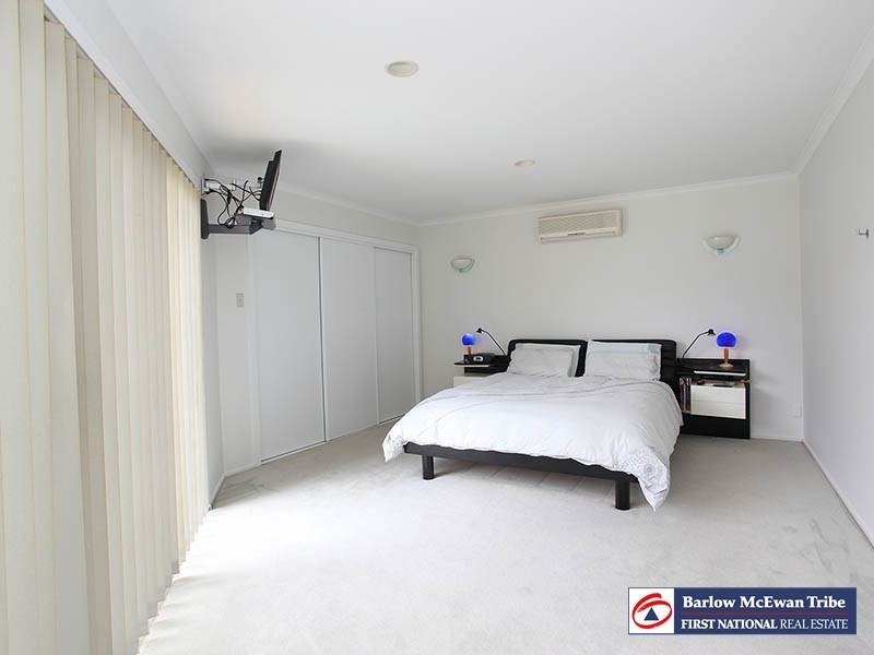 28 Tatman Drive, Altona Meadows VIC 3028