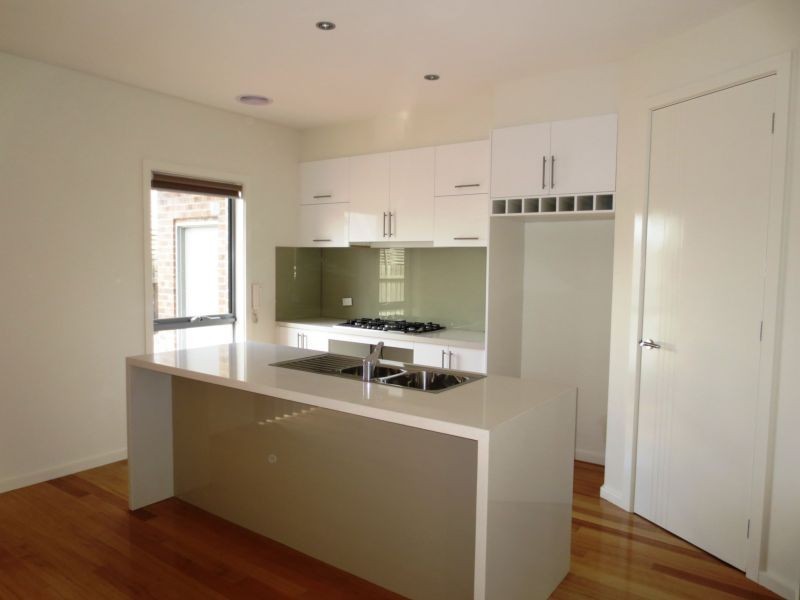 2/34 Linnet Street, Altona VIC 3018