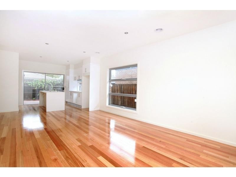 3/34 Linnet Street, Altona VIC 3018