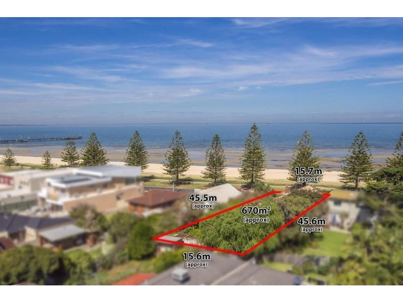 207 Esplanade, Altona VIC 3018