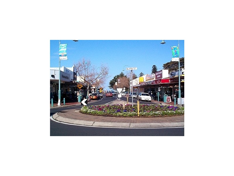 207 Esplanade, Altona VIC 3018