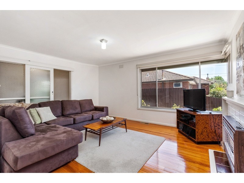 38 Simmons Drive, Seaholme VIC 3018