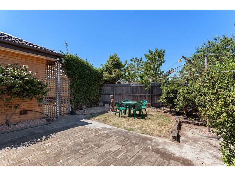 38 Simmons Drive, Seaholme VIC 3018