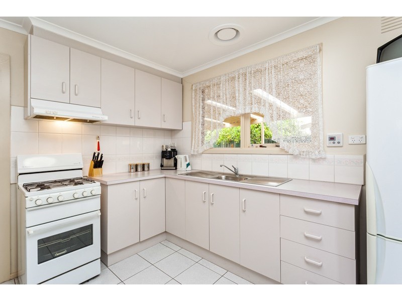 10 Rush Court, Altona VIC 3018