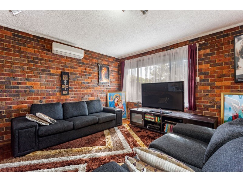 1/35 Grieve Parade, Altona VIC 3018