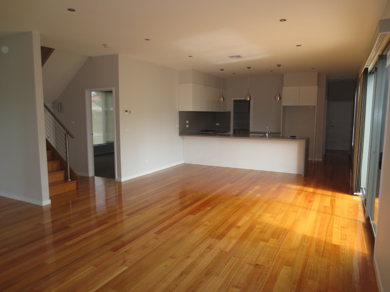 63 Bracken Grove, Altona VIC 3018