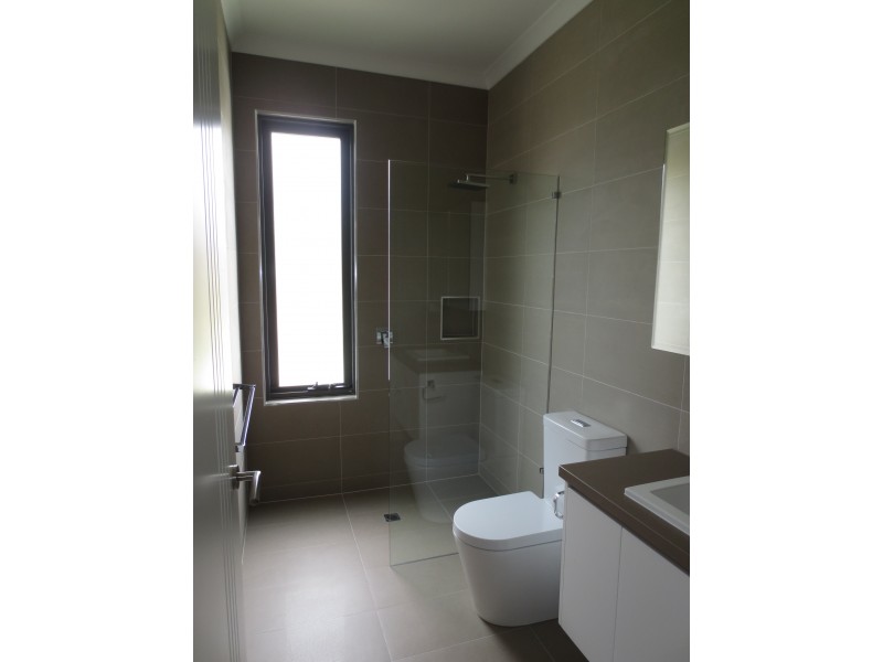 63 Bracken Grove, Altona VIC 3018