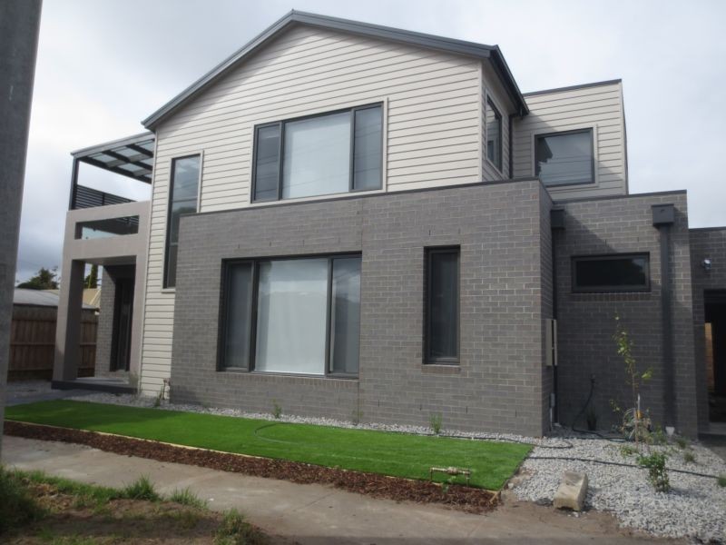 14 Dendulk Avenue, Altona VIC 3018
