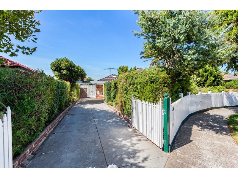 11 Martin Court, Seaholme VIC 3018