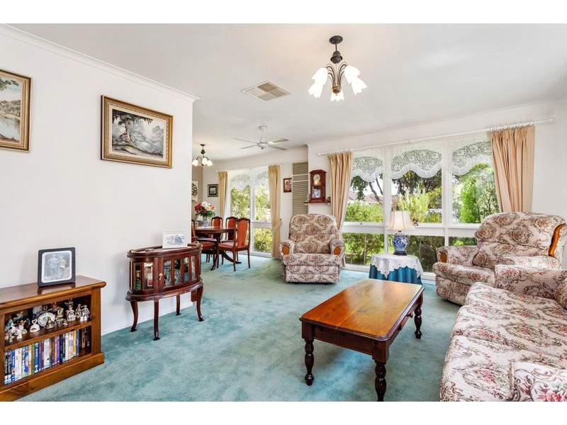 11 Martin Court, Seaholme VIC 3018