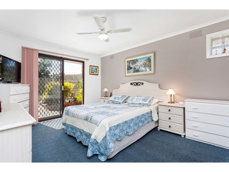 11 Martin Court, Seaholme VIC 3018