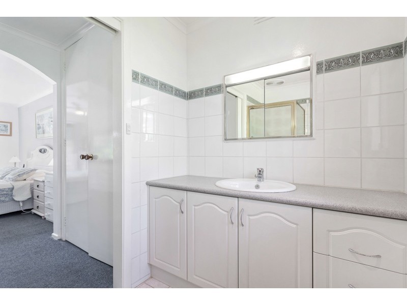 11 Martin Court, Seaholme VIC 3018