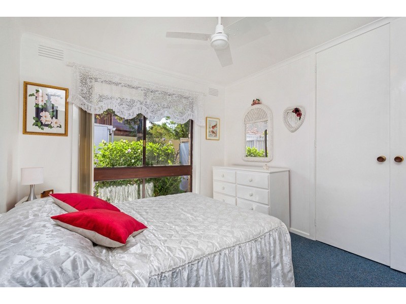 11 Martin Court, Seaholme VIC 3018