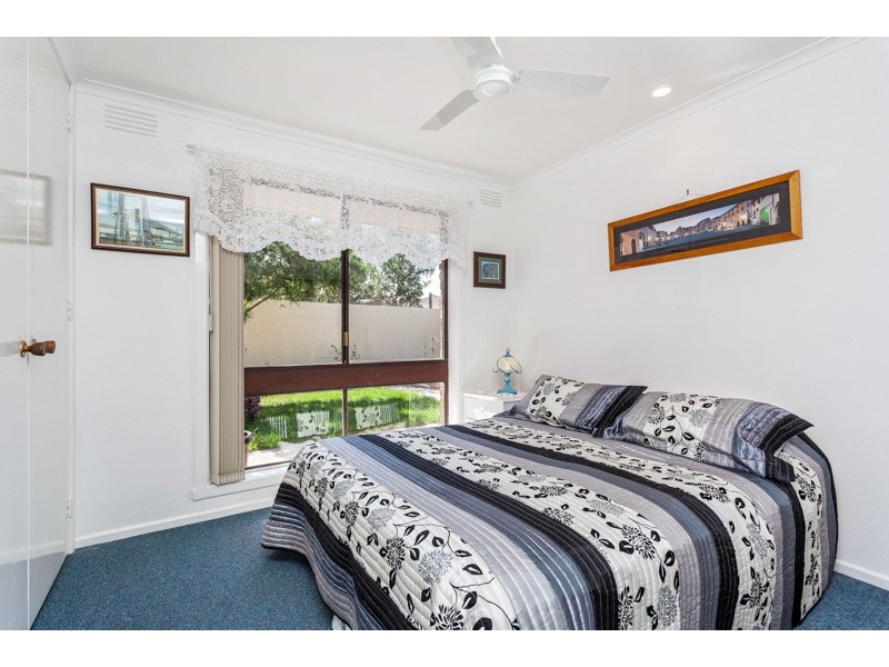 11 Martin Court, Seaholme VIC 3018