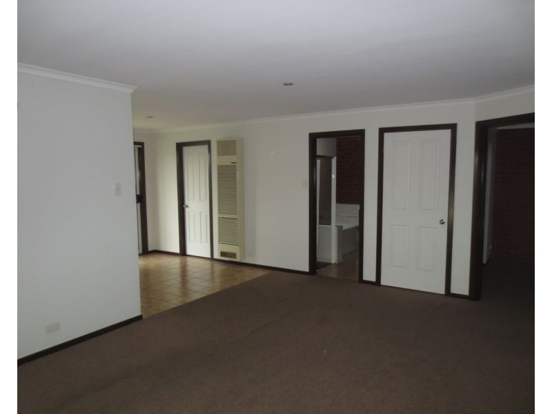 217 Victoria St, Altona Meadows VIC 3028