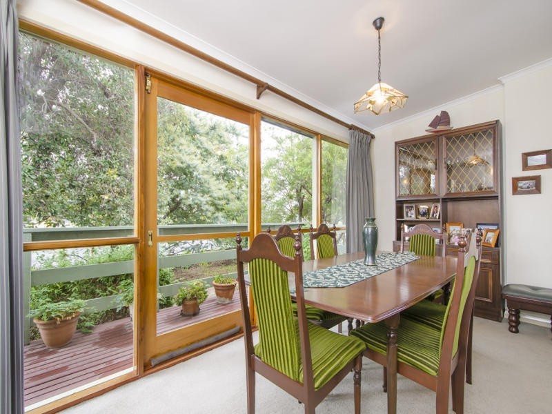 18 Maidstone Street, Altona VIC 3018