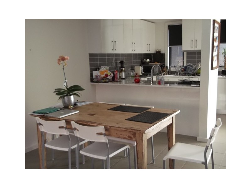 2/9 Prentice Street, Altona North VIC 3025