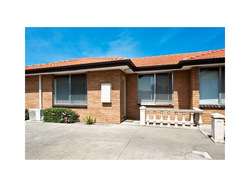 3/94 Saltley Street, South Kingsville VIC 3015