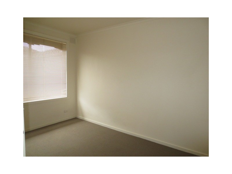 3/94 Saltley Street, South Kingsville VIC 3015