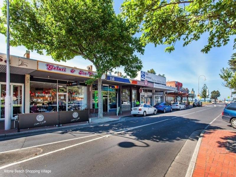 67D Grieve Parade, Altona VIC 3018