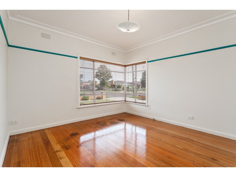 54 May Street, Altona North VIC 3025
