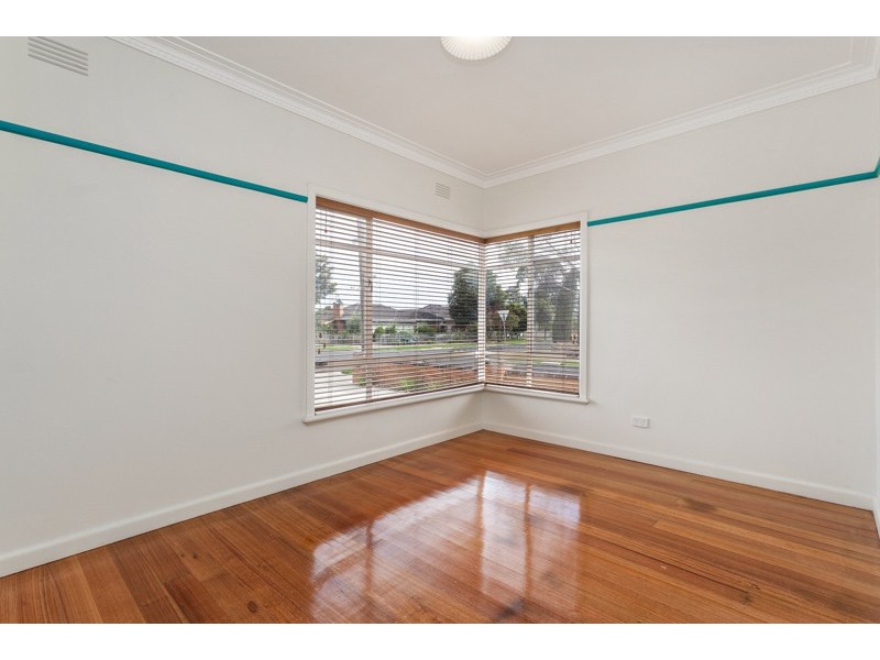 54 May Street, Altona North VIC 3025