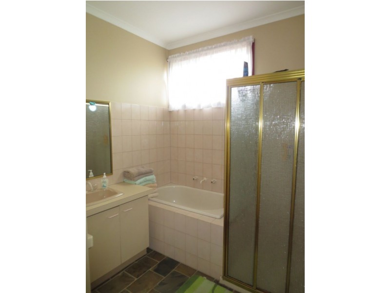 2/79 Orville Street, Altona Meadows VIC 3028