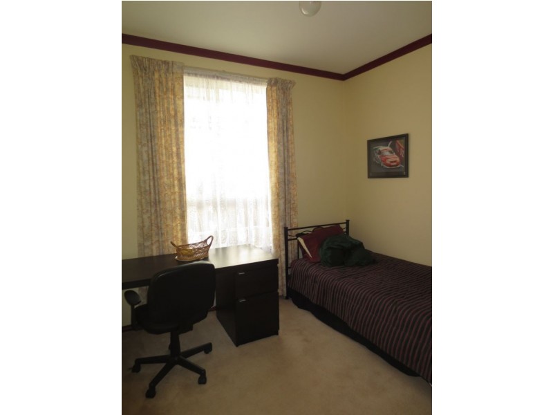 2/79 Orville Street, Altona Meadows VIC 3028