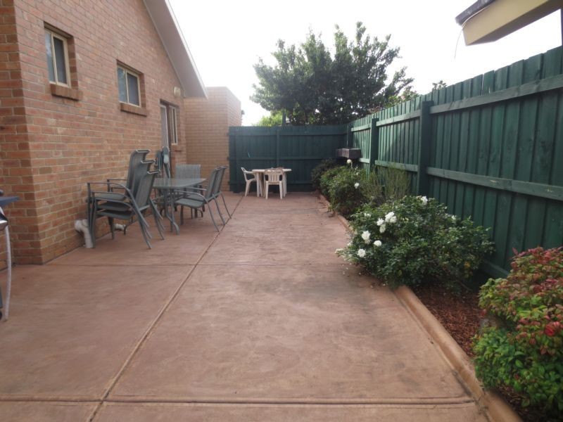 2/79 Orville Street, Altona Meadows VIC 3028