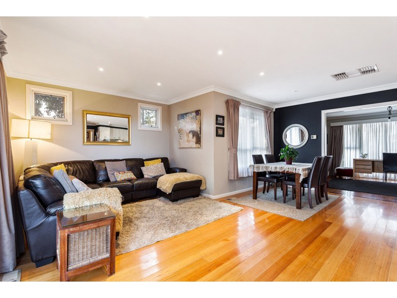 37 Amaranth Avenue, Altona North VIC 3025