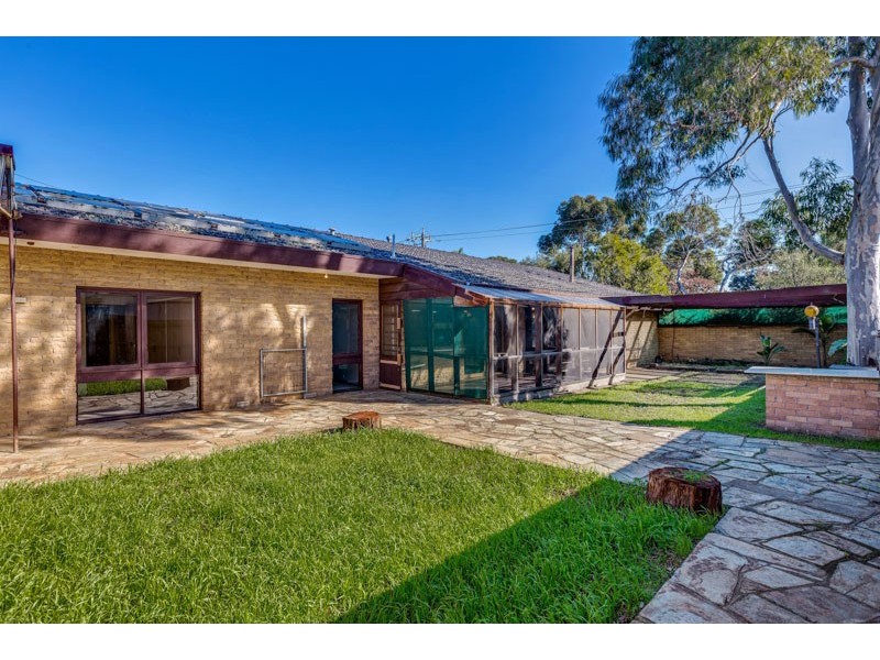 8 Lunn Court, Altona Meadows VIC 3028