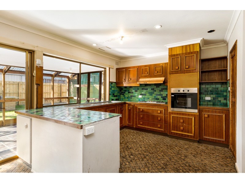 8 Lunn Court, Altona Meadows VIC 3028