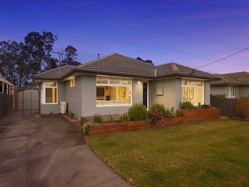 27 Waters Drive, Seaholme VIC 3018