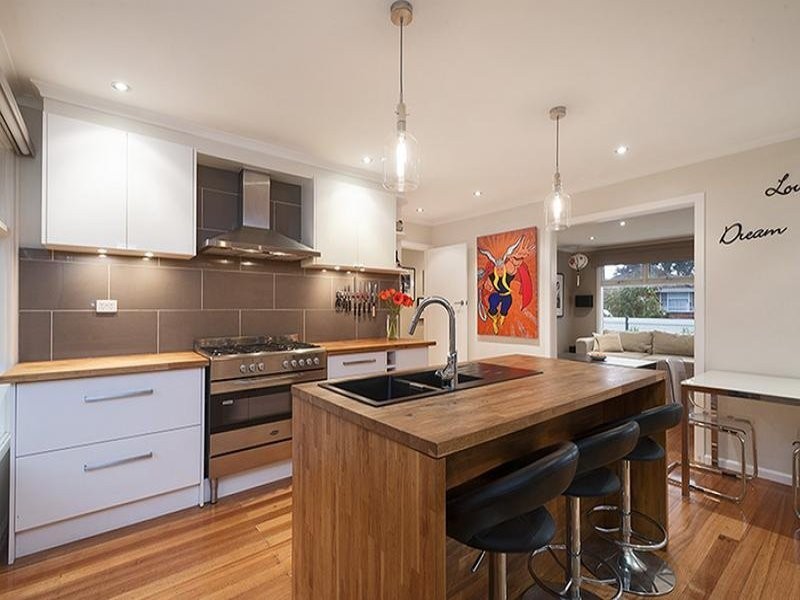 27 Waters Drive, Seaholme VIC 3018