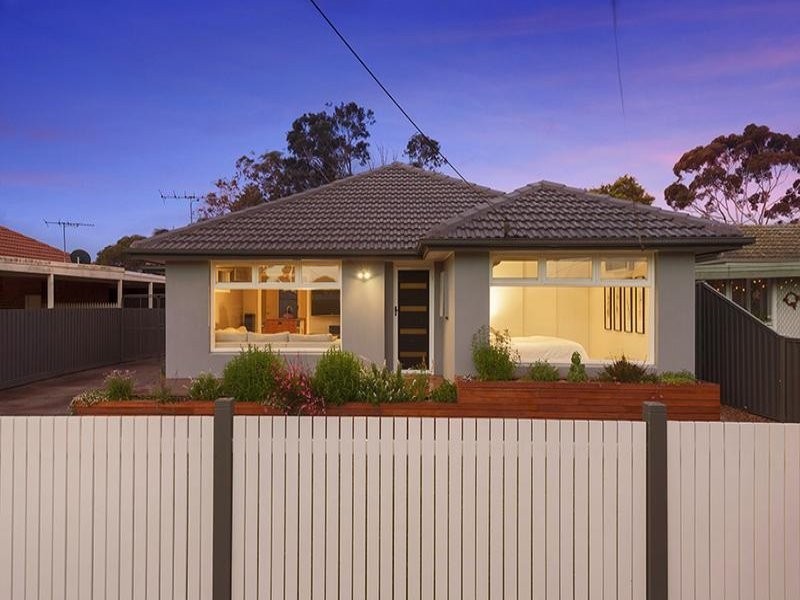 27 Waters Drive, Seaholme VIC 3018