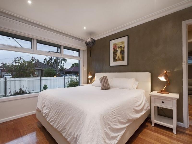 27 Waters Drive, Seaholme VIC 3018