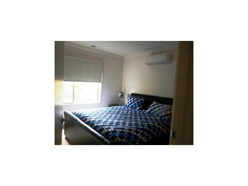 3/32 Civic Parade, Altona VIC 3018