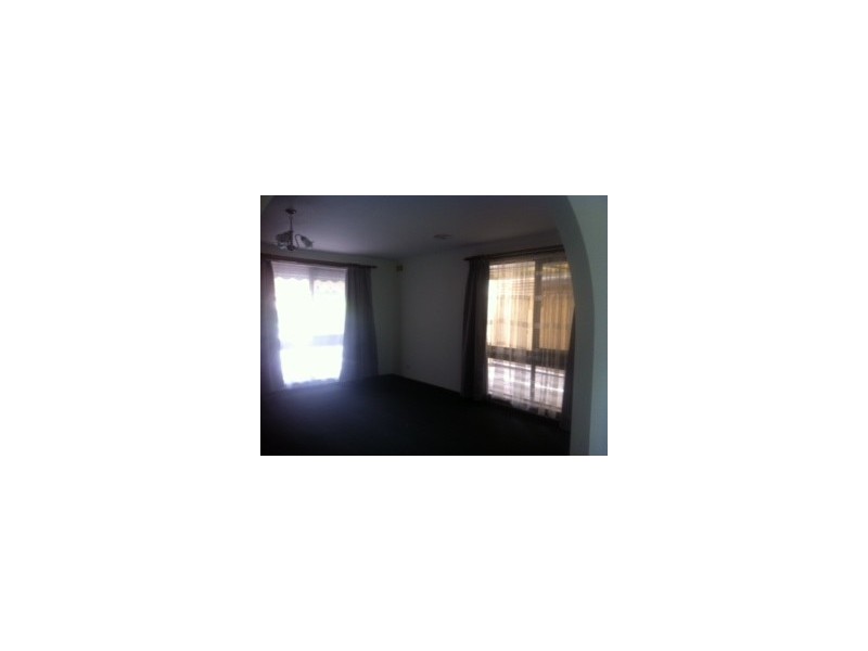3 Pyramus Place, Altona Meadows VIC 3028