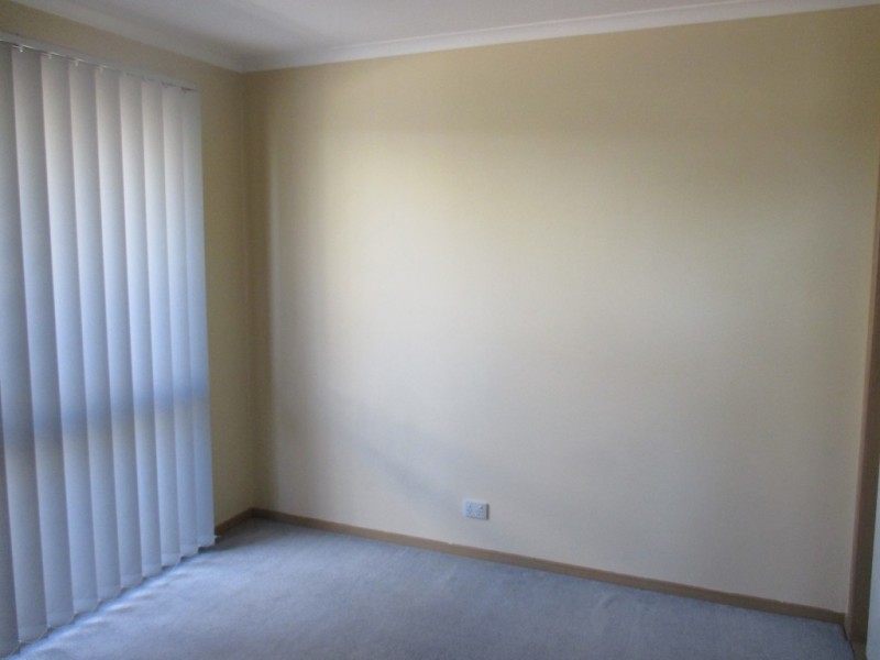 2/8 O’Shannessy Court, Altona Meadows VIC 3028