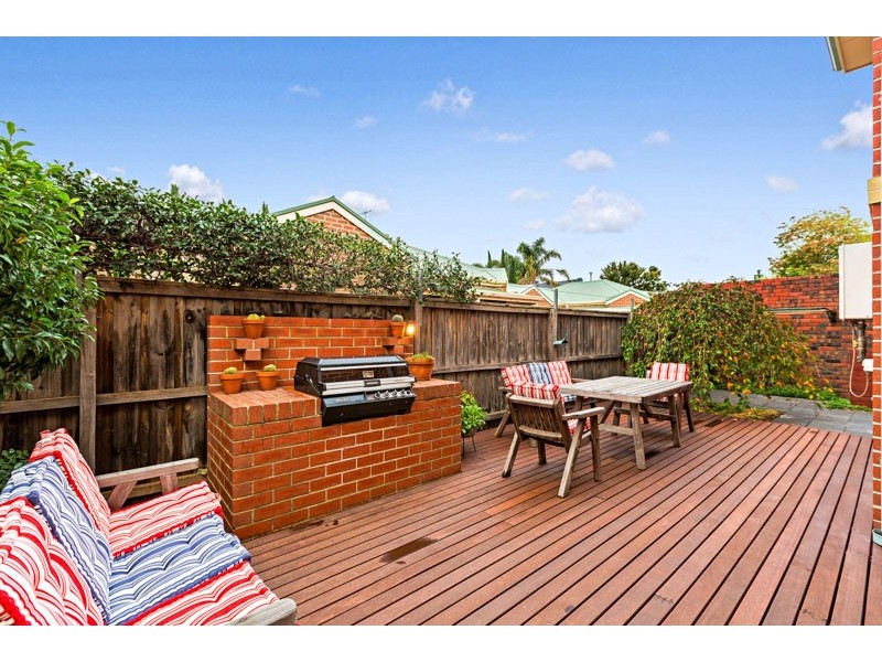 20 Waratah Drive, Seaholme VIC 3018