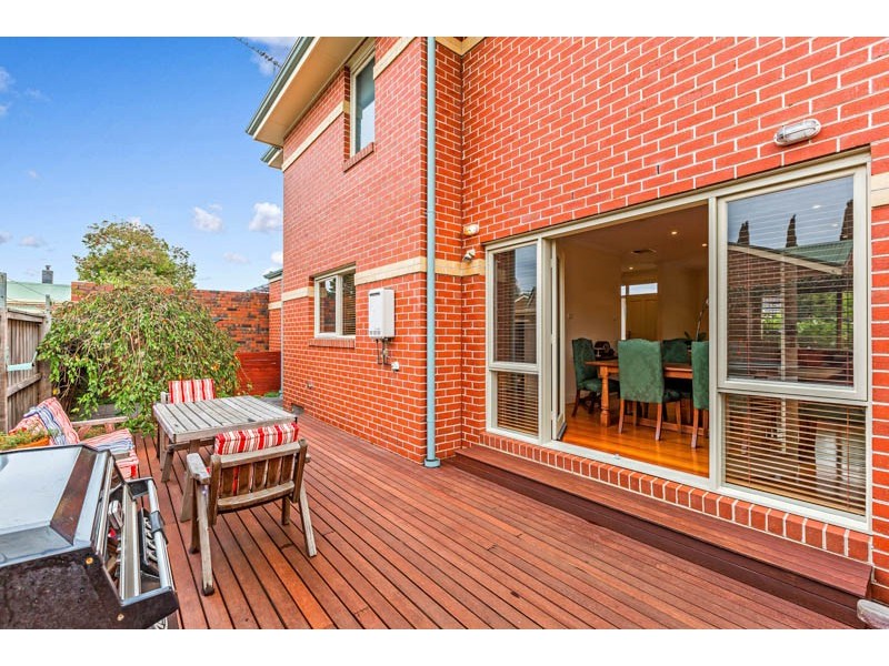 20 Waratah Drive, Seaholme VIC 3018