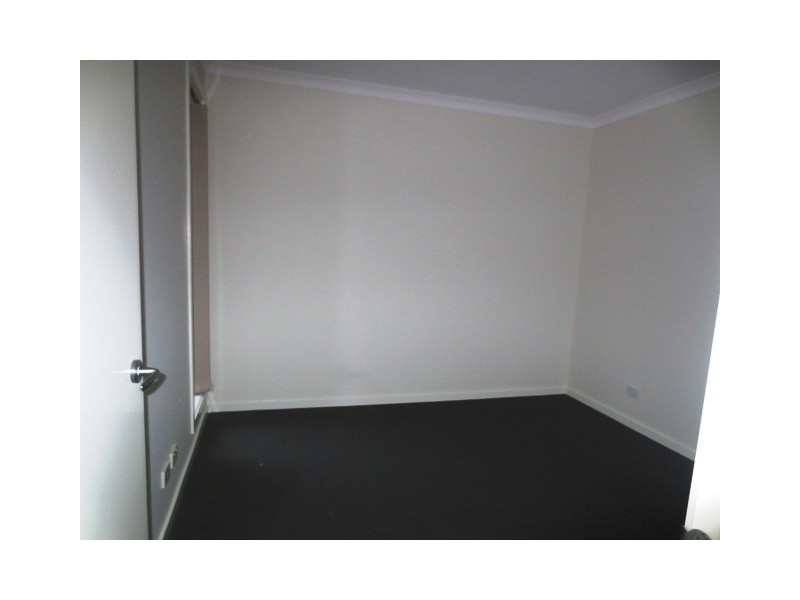 2/6 Burnett Court, Altona Meadows VIC 3028