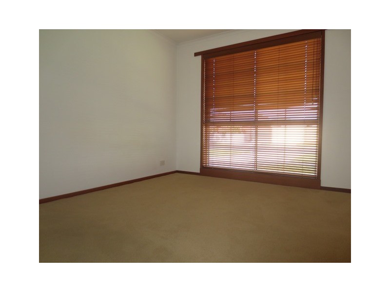 71A South Avenue, Altona Meadows VIC 3028