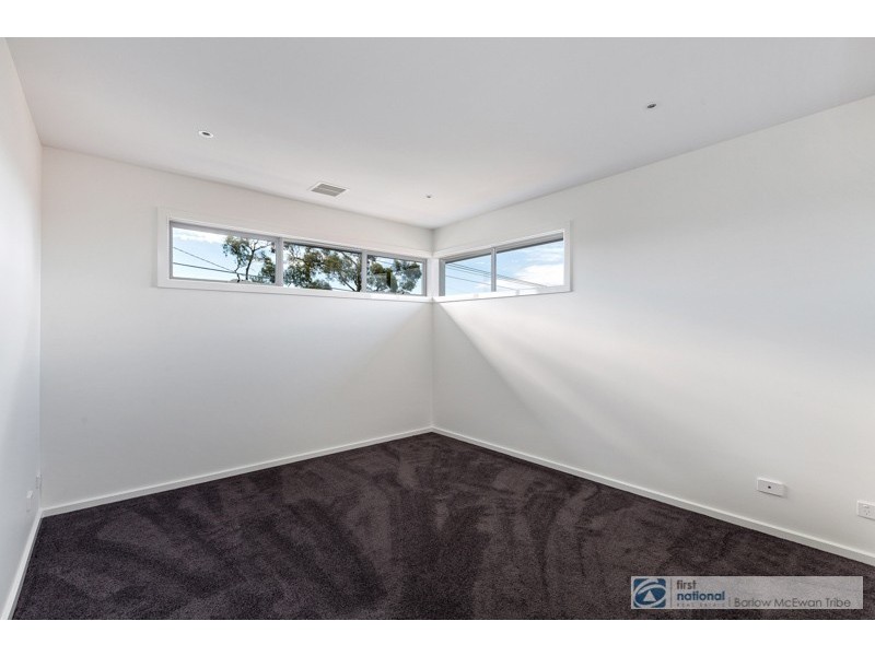 1 & 2/33 Mulga Street, Altona VIC 3018