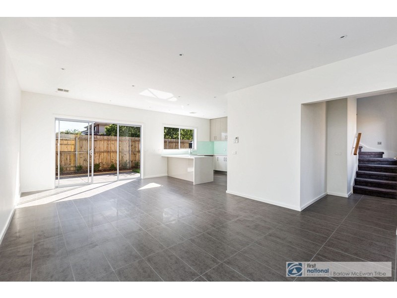 1 & 2/33 Mulga Street, Altona VIC 3018