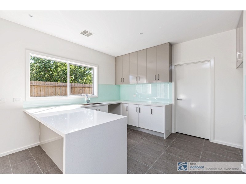 1 & 2/33 Mulga Street, Altona VIC 3018