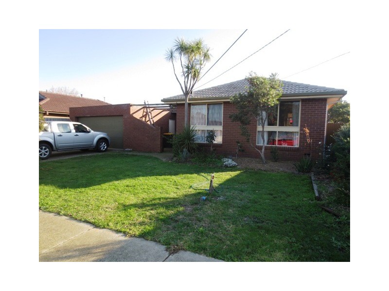 2 Scherman Drive, Altona Meadows VIC 3028