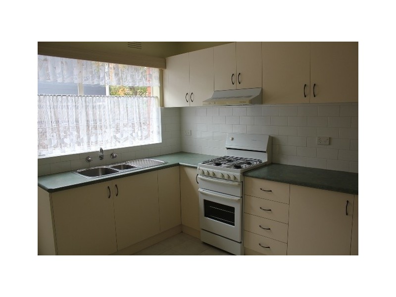 3/83 Railway Street, Altona VIC 3018