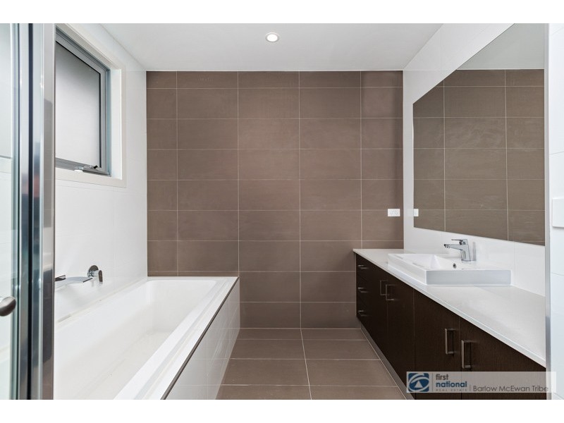 13 Seaholme Ave, Seaholme VIC 3018
